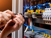 Soluciones de electricidad para industrias y empresas